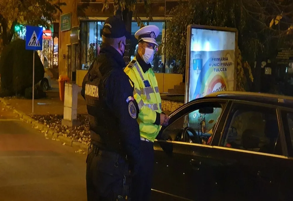 Polițiștii tulceni au dat amenzi de 9750  de lei, în 24 de ore