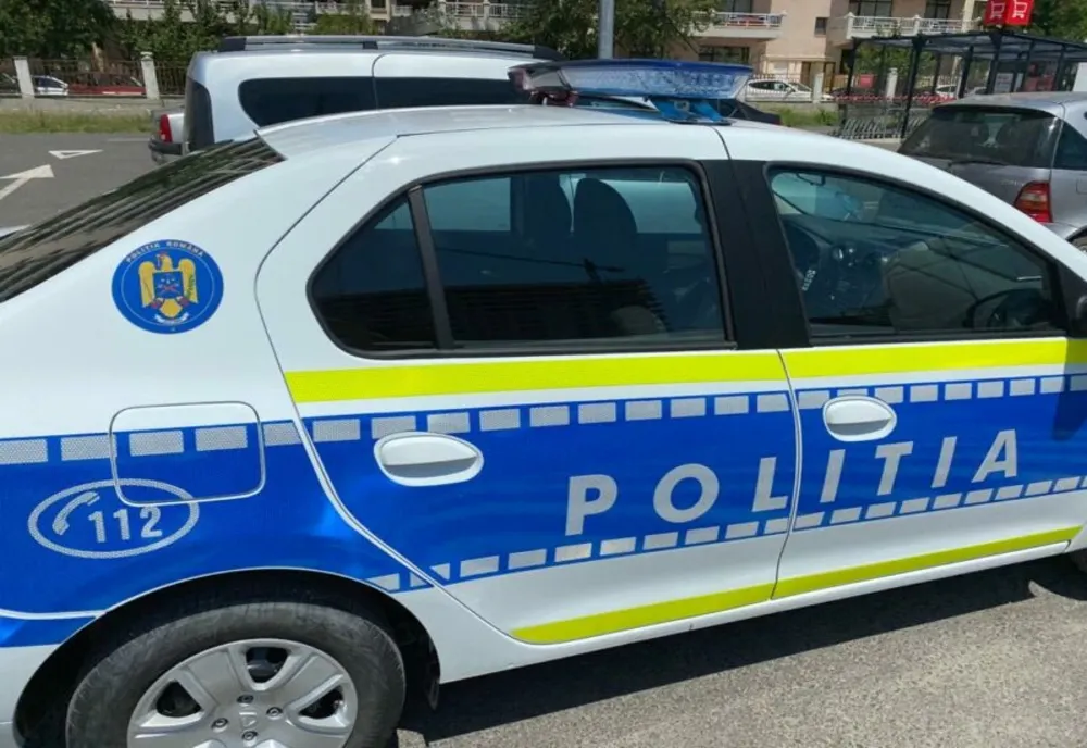 Constănțean fără permis a avariat trei mașini în Tulcea