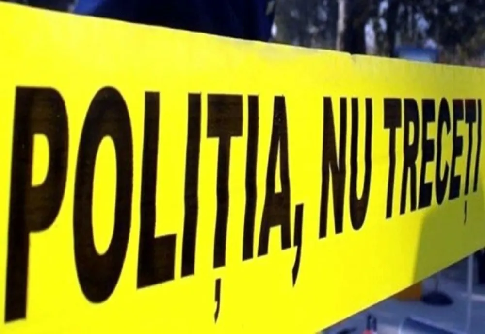 Crimă șocantă în Neamț! Un bărbat și-a înjunghiat soția și fiicele