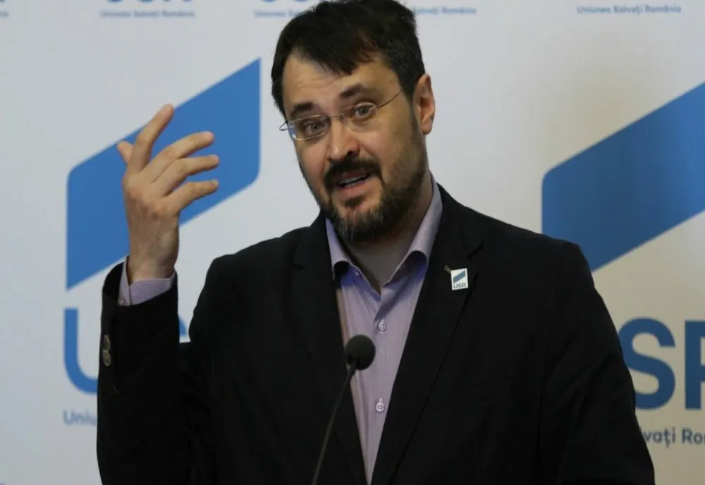 Cristian Ghinea în face praf pe Marius Budăi: Bugetul alocat pentru pensii este mai mult decât România poate cheltui în mod real