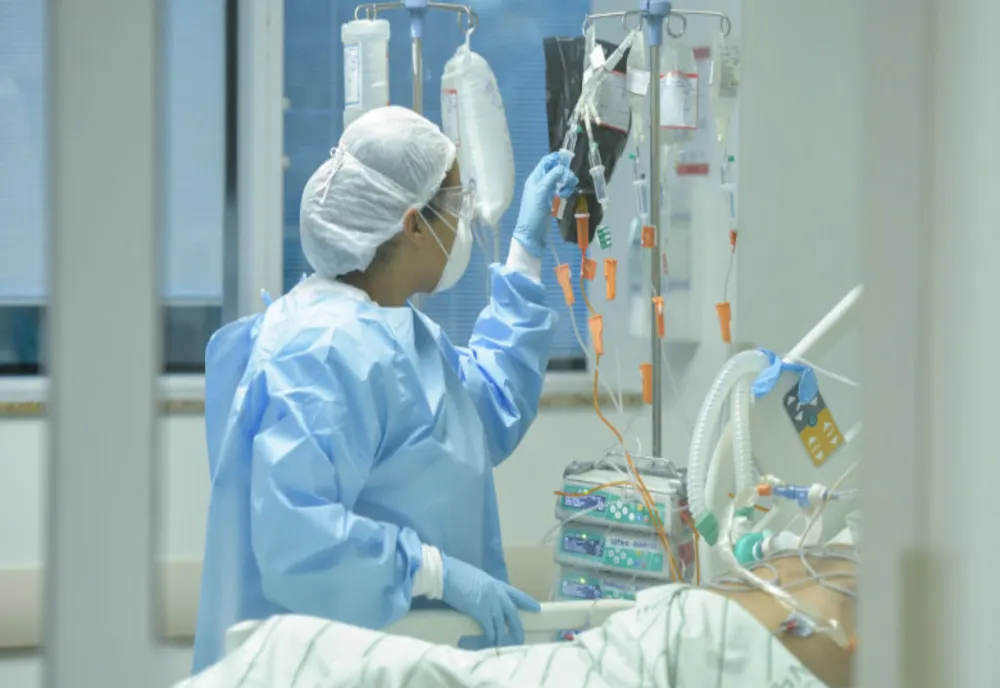 VIDEO | Medic, despre recuperarea post-COVID: „Unii pacienţi nu mai au puterea să se ridice singuri din pat"