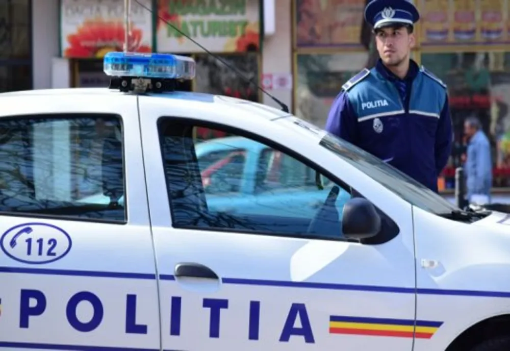 Tulceancă prinsă în Ialomița când vindea haine de "firmă"