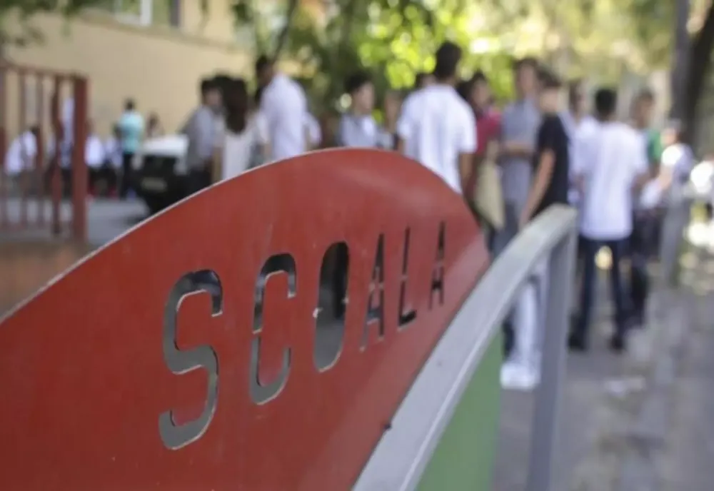 Începe anul școlar. Ce se întâmplă cu măștile de protecție. Anunțul ministrului Sănătății