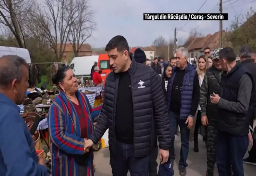 GEORGE SIMION, ÎN MIJLOCUL OAMENILOR. ROMÂNII ÎI CER SĂ LE FACĂ DREPTATE
