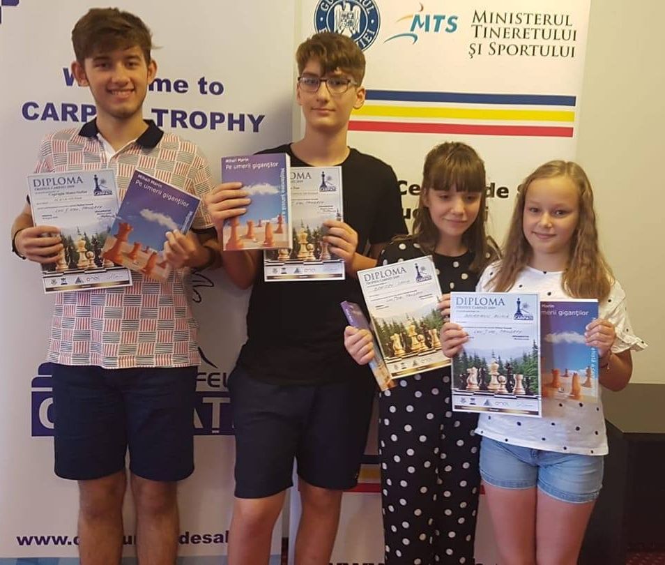 68535478_1303056146523730_8199635696743350272_o