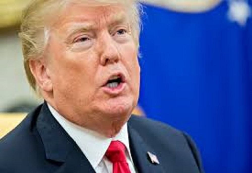 Focuri de armă lângă Casa Albă! Donald Trump a fost evacuat de urgență