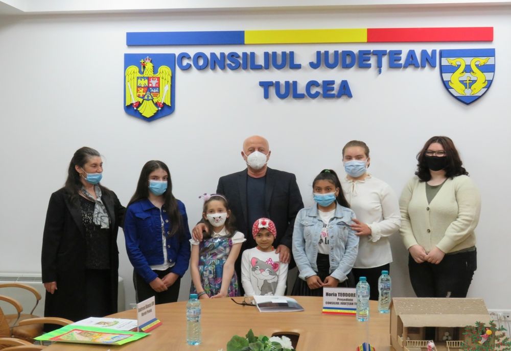 CIne sunt câștigătorii concursului „Poveștile Copilăriei“ 