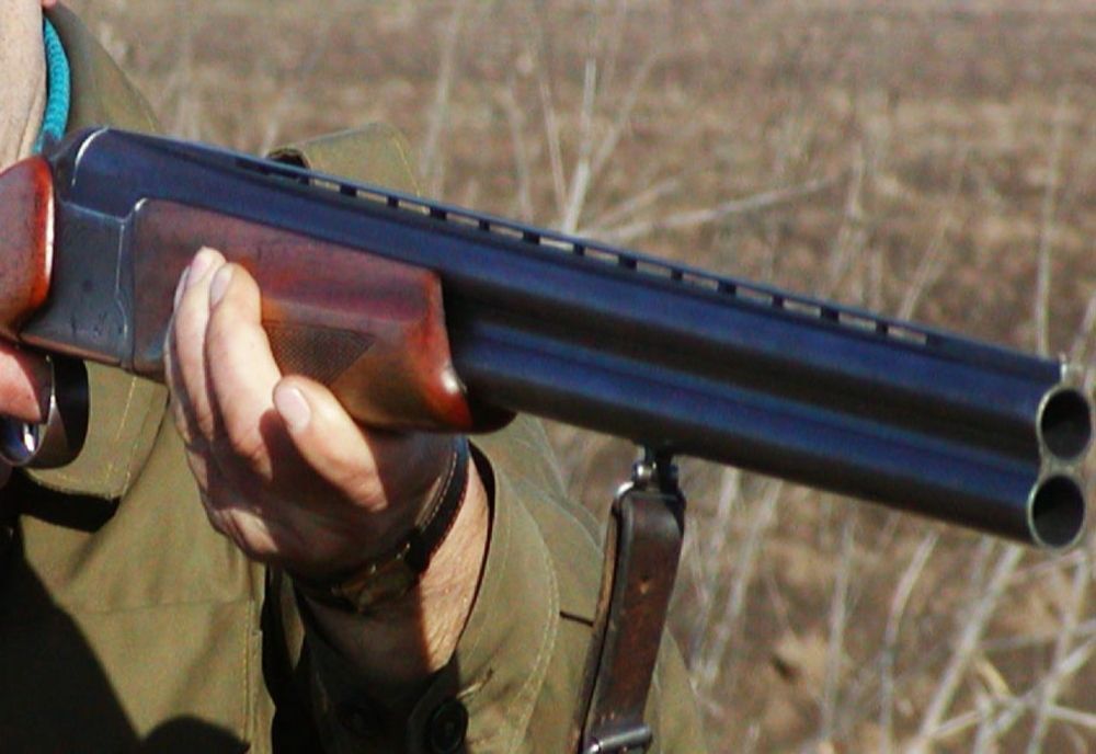 Bărbat împușcat în cap, la o partidă de vânătoare, în Bihor! Polițiștii au demarat o anchetă