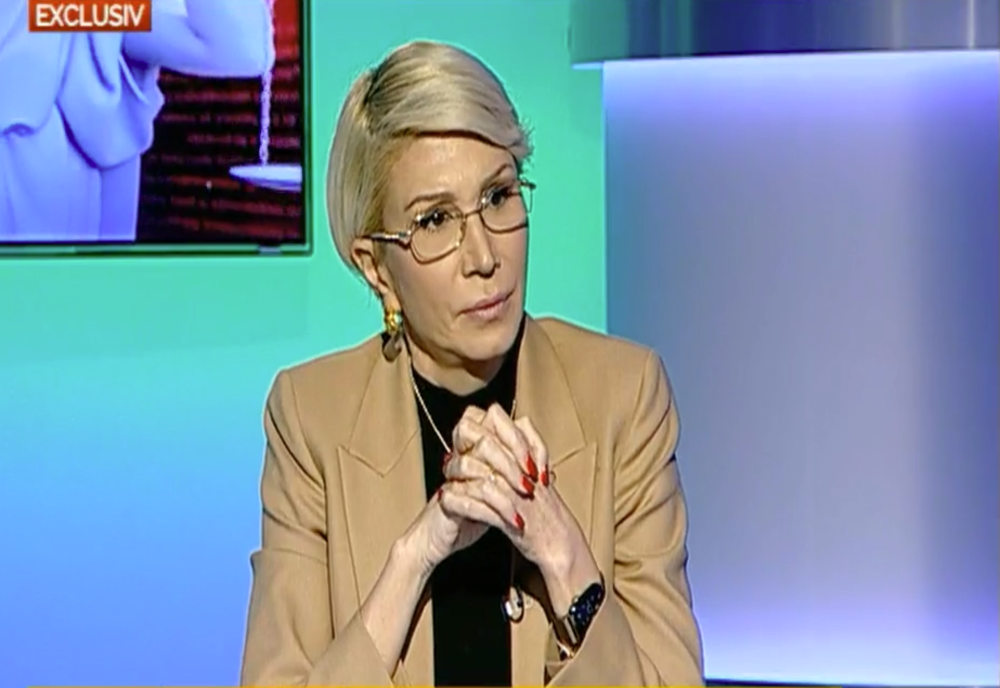 Ministrul Raluca Turcan a anunțat când și cu cât cresc pensiile