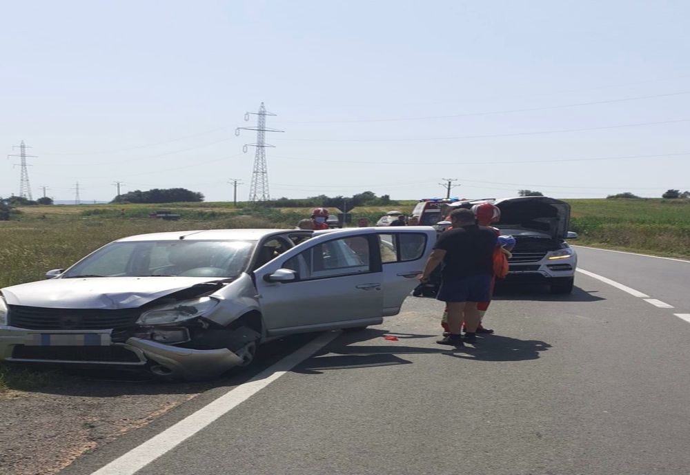 FOTO Copil rănit in accident pe DN22D