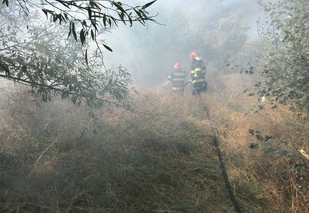 Incendiu violent la Tulcea