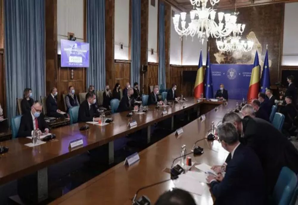 Întâlnire de URGENȚĂ la Guvern din cauza Omicron: Medicii de familie, chemați la discuții