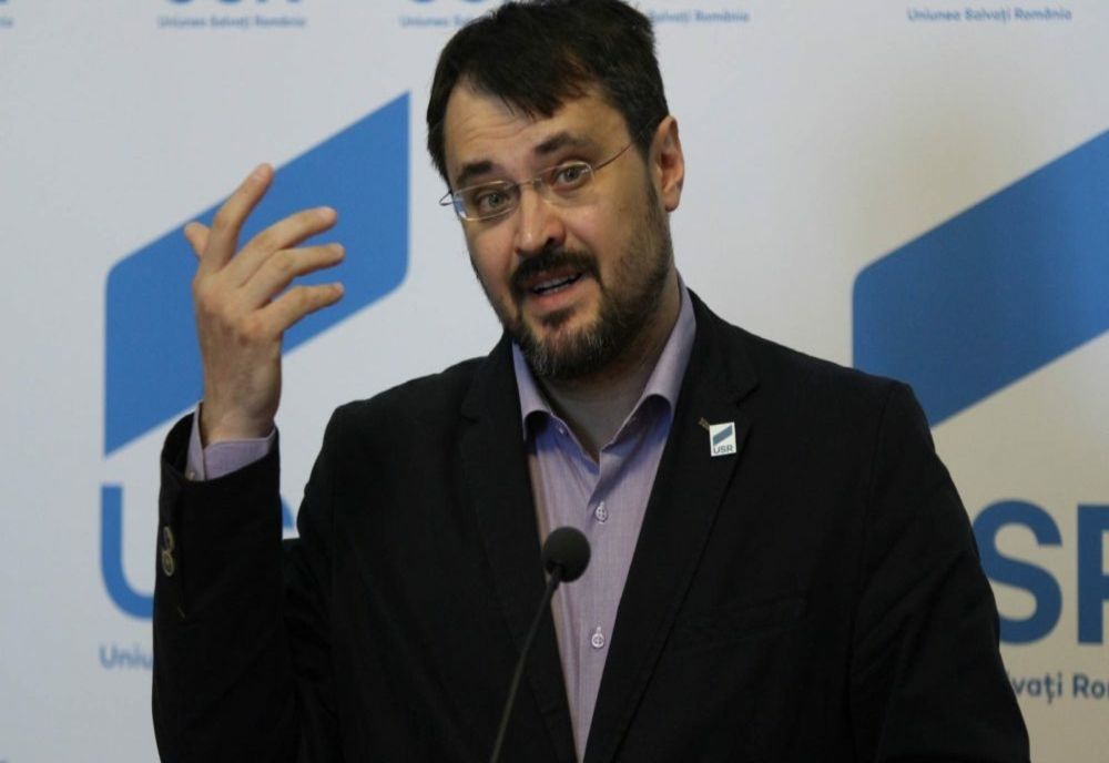 Cristian Ghinea în face praf pe Marius Budăi: Bugetul alocat pentru pensii este mai mult decât România poate cheltui în mod real