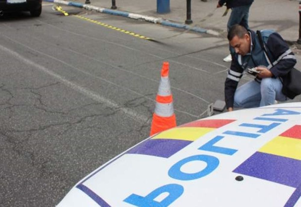 Pieton lovit de mașină pe strada MIca