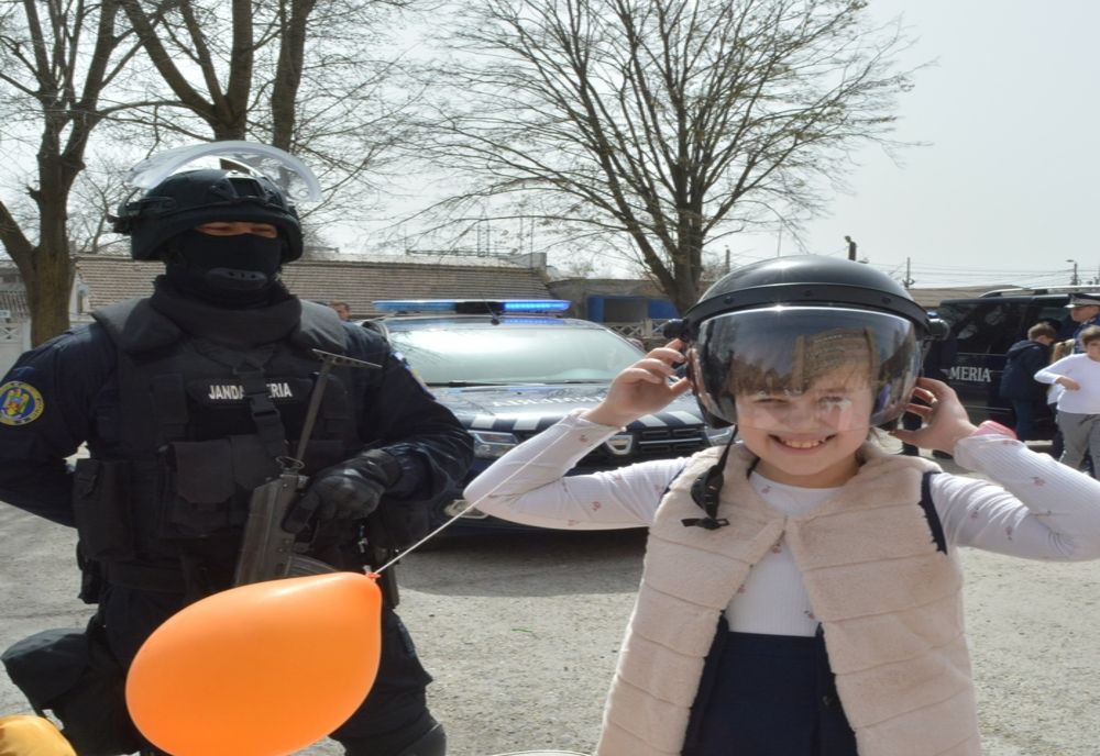 FOTO Activități dedicate sărbătoririi Zilei Jandarmeriei Române la Tulcea