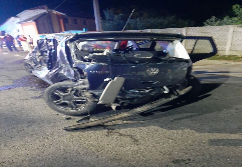 FOTO Accident cumplit în Constanța. Două adolescente au murit, trei persoane la spital