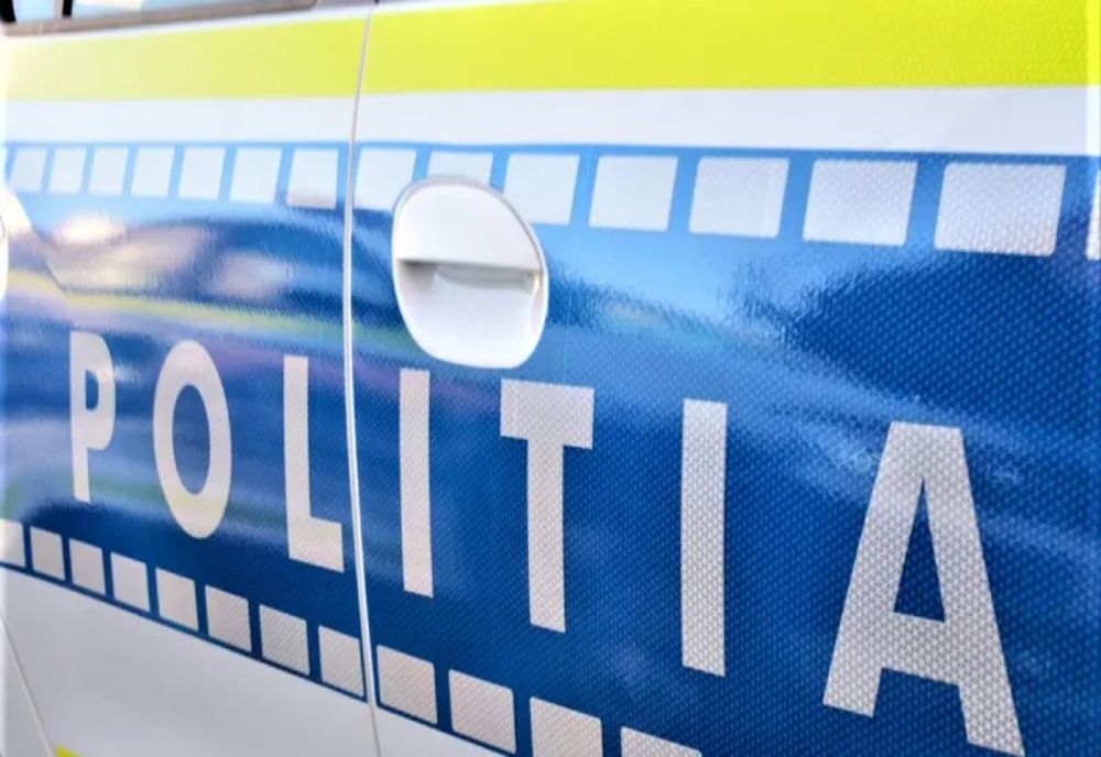 Accident violent pe drumurile din Tulcea. Un șofer beat s-a răsturnat cu mașina