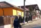 UN BĂTRÂN CU PROBLEME LOCOMOTORII, AJUTAT DE POLIȚIȘTII TULCENI