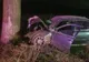 Un buzoian beat a intrat cu BMW-ul într-un copac şi a băgat doi oameni în spital
