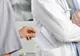 Judecătorii au decis: Medicul ginecolog care a luat şpagă rămâne în arest