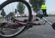 Beat mort, a căzut de pe bicicletă şi l-a „adunat” poliţia