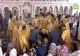Patriarhul Kiril al Rusiei a căzut în biserică - Imagini cu momentul în care sfătuitorul lui Putin este adunat de pe jos de către preoți