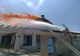 VIDEO Incendiu violent  la o pensiune din Sarichioi